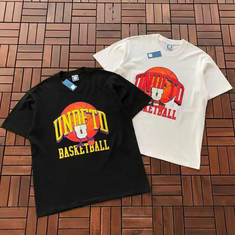 ￥~85 UNDEFEATED T-SHIRT 55070665 (im 185CM 80KG iwear size L in the photo)