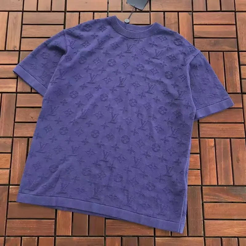 🔥1:1🔥￥~315 L🔥T-SHIRT SWEATER 66080530 (im 185CM 70KG iwear size S in the photo)