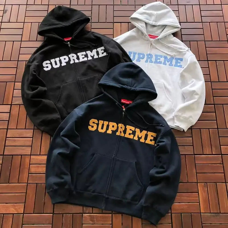 ￥~285 S🔥P🔥E🔥E HOODIE FLEECE 77070625 (im 185CM 70KG iwear size S in the photo)