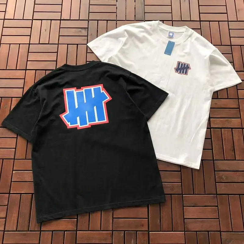 ￥ ~ 85 UNDEFEATED T-SHIRT 11123022 (im 180CM 68KG iwear size L in the photo)