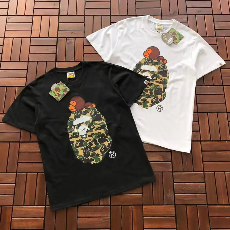 ￥~79 BAPE T-SHIRT 77070818 (im 185CM 70KG iwear size M in the photo)