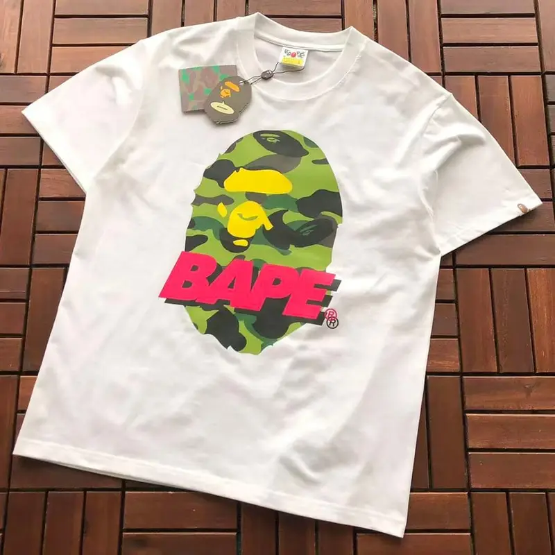 ￥~79 BAPE T-SHIRT 77072153 (im 185CM 70KG iwear size L in the photo)