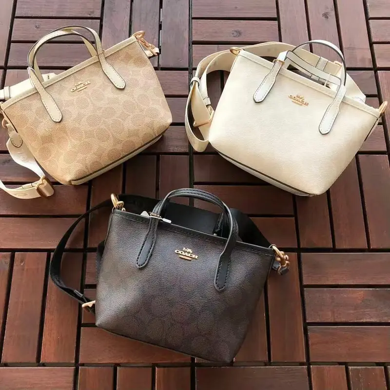 ￥~125 C🔥A🔥H BAG 66071206 （长22CM*宽15CM*高7CM）
