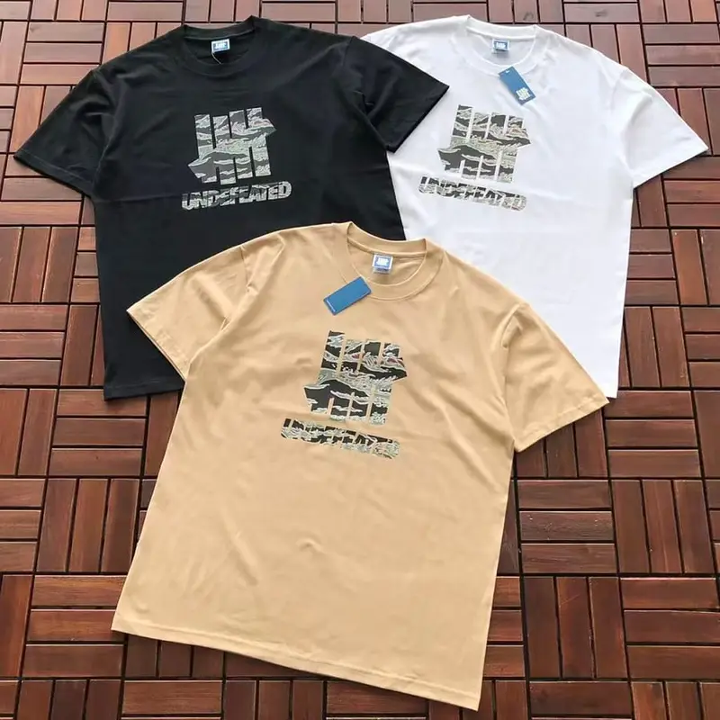 ￥ ~ 85 UNDEFEATED T-SHIRT 55071029 (im 185CM 70KG iwear size L in the photo)