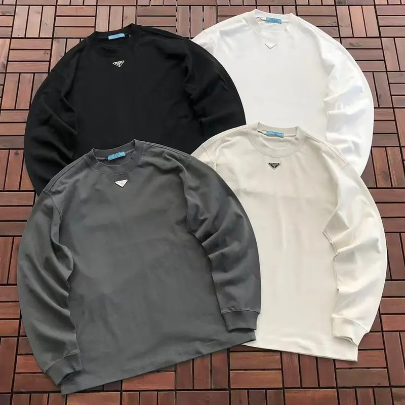 ￥~135 P🔥A🔥A LONG-SLEEVE 77081401 (im 185CM 80KG iwear size M in the photo)