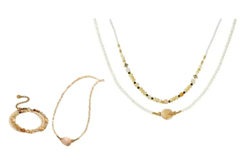 Natural stone beaded necklace