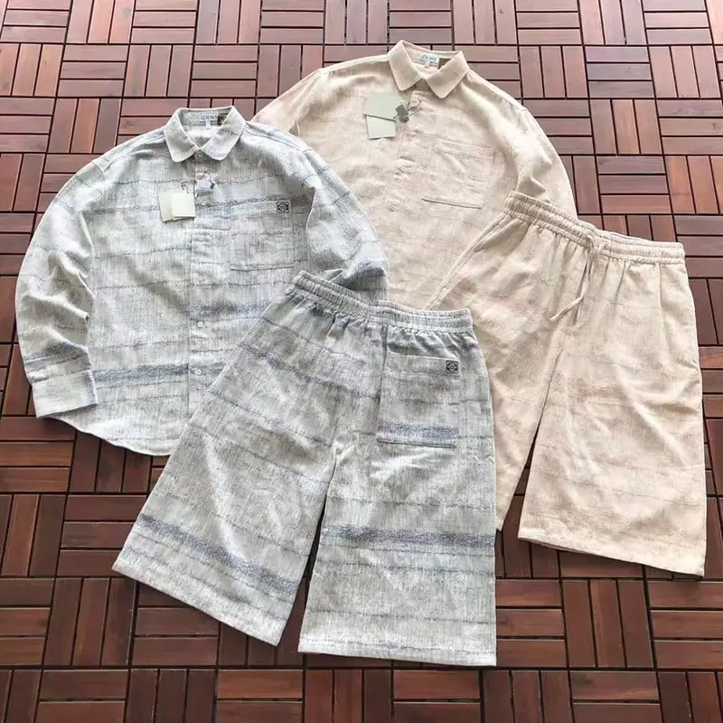 TOP ￥~355 PANTS ￥~305 L🔥E🔥🔥LONG-SLEEVE SHORTS 77071066 (im 185CM 70KG iwear size 40 in the photo)