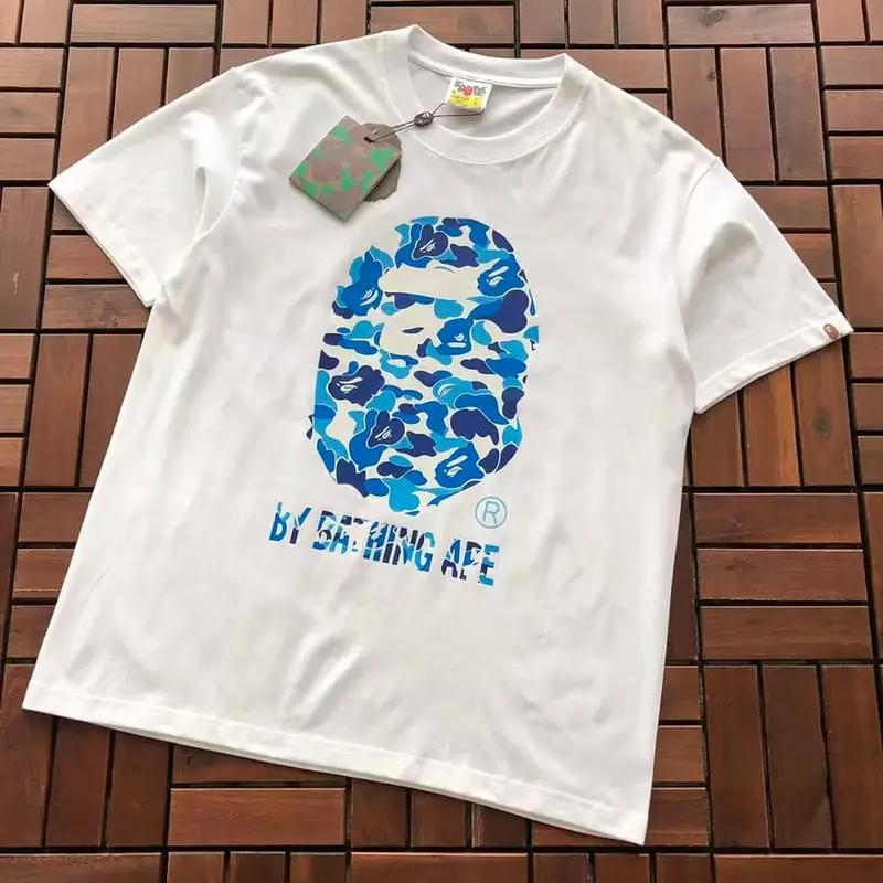 ￥~79 BAPE T-SHIRT 77072149 (im 185CM 70KG iwear size L in the photo)