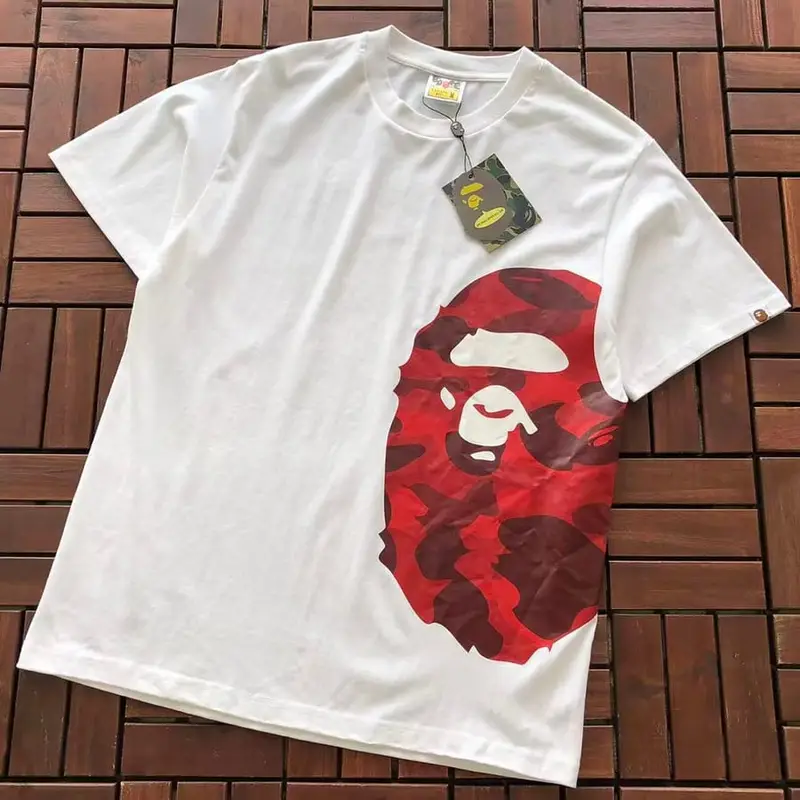 ￥~75 BAPE T-SHIRT 66071414 (im 185CM 70KG iwear size M in the photo)