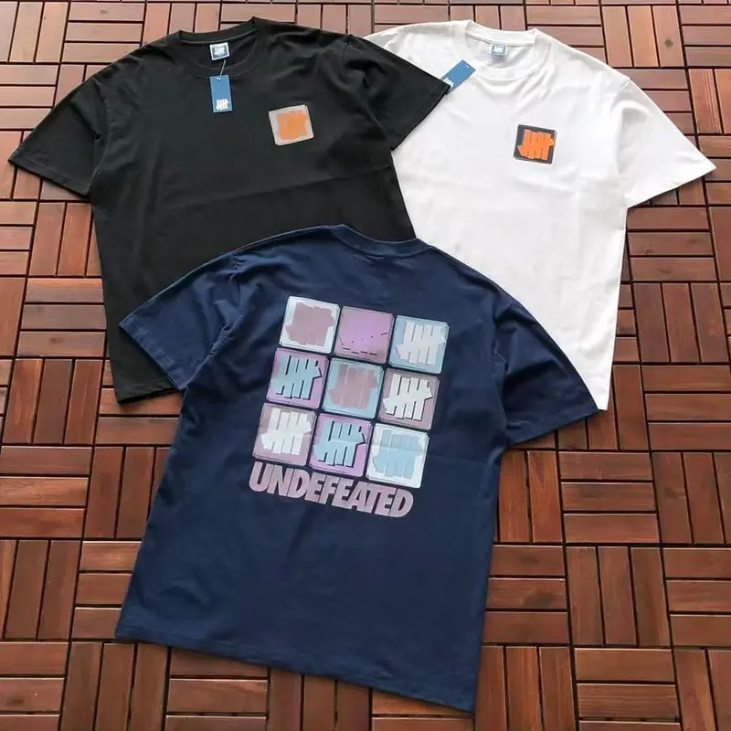 ￥~85 UNDEFEATED T-SHIRT 55071614 (im 185CM 70KG iwear size L in the photo)