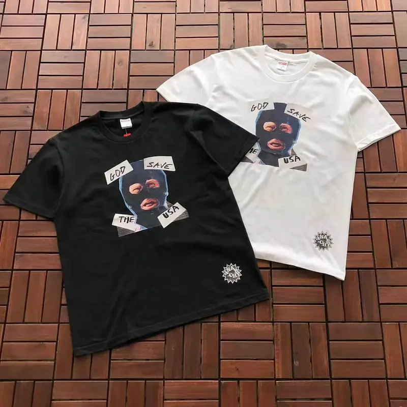 ￥~109 S🔥P🔥E🔥E T-SHIRT 77072119 (im 185CM 70KG iwear size M in the photo)