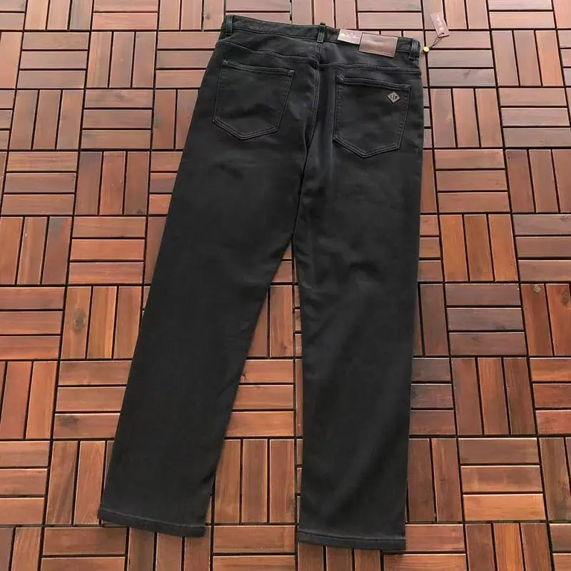 ￥~135 L🔥🔥O P🔥A🔥A JEANS 55072251 (im 185CM 70KG iwear size 34 in the photo)