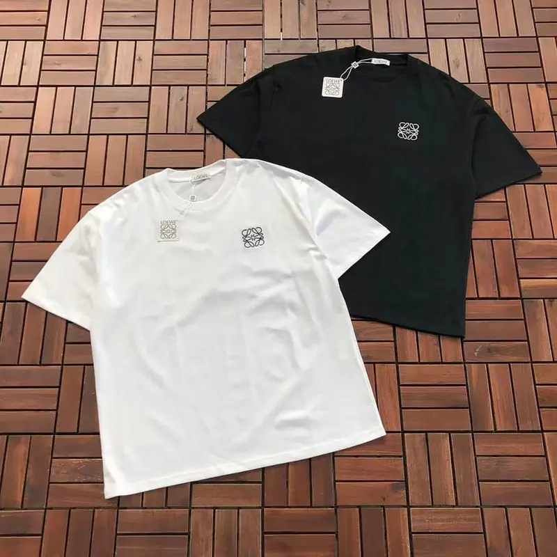 ￥~86 L🔥E🔥🔥 T-SHIRT 77063022 (im 185CM 70KG iwear size XL in the photo)