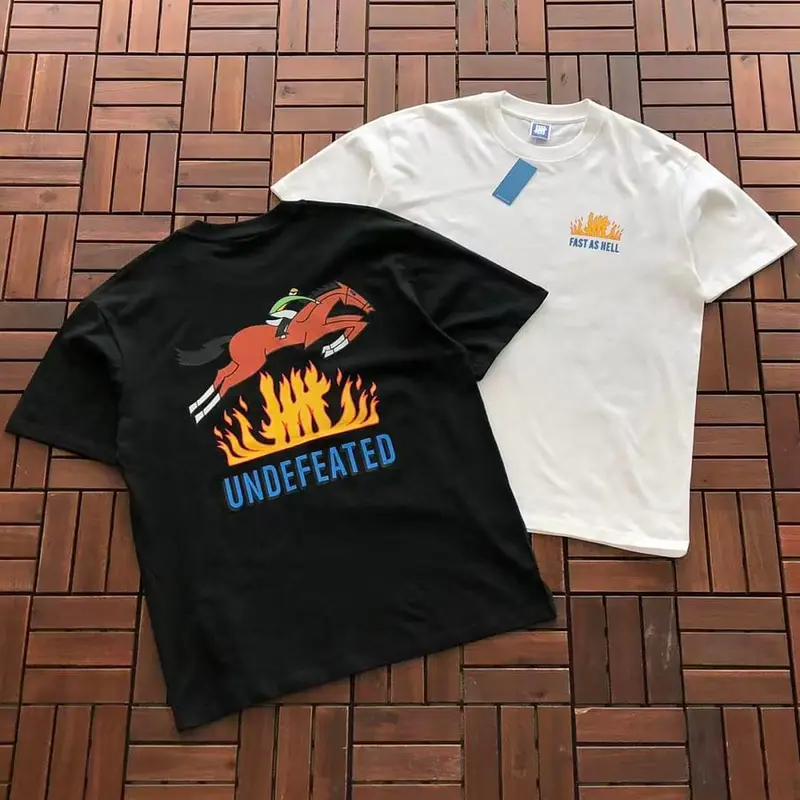 ￥~85 UNDEFEATED T-SHIRT 55071037 (im 185CM 70KG iwear size L in the photo)