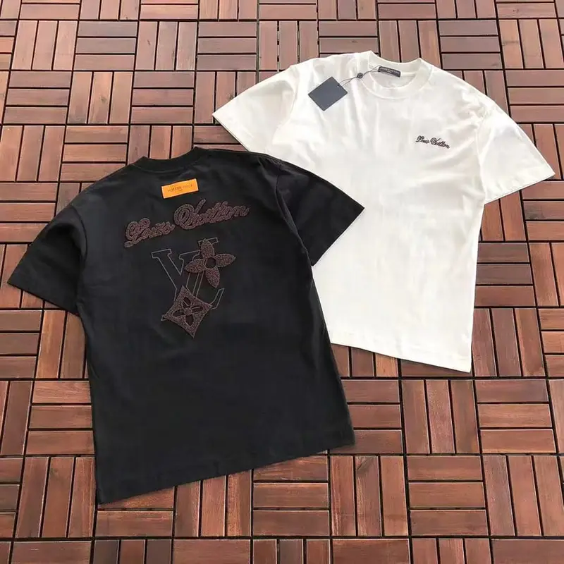 ￥ 189 L🔥T-SHIRT 88080521 (im 185CM 80KG iwear size S in the photo)