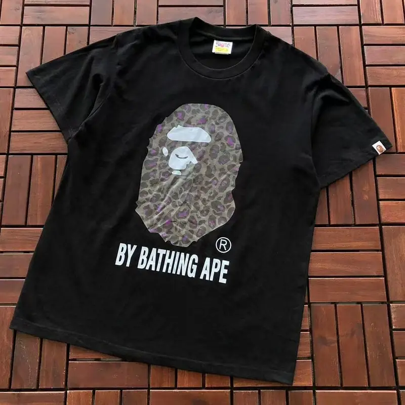 ￥~75 BAPE T-SHIRT 66072227 (im 185CM 70KG iwear size M in the photo)