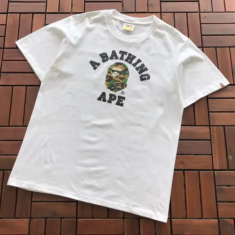 ￥~75 BAPE T-SHIRT 66072267 (im 185CM 70KG iwear size M in the photo)