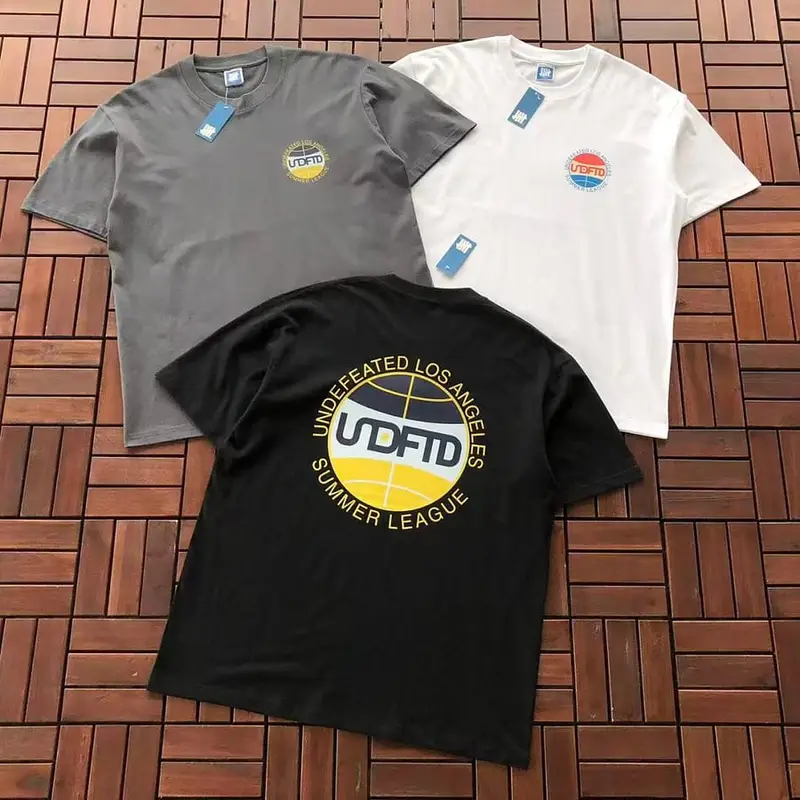 ￥~85 UNDEFEATED T-SHIRT 55070625 (im 185CM 80KG iwear size L in the photo)