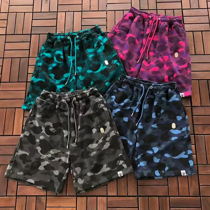 ￥~115 BAPE SHORTS 66070228 (im 185CM 70KG iwear size M in the photo)