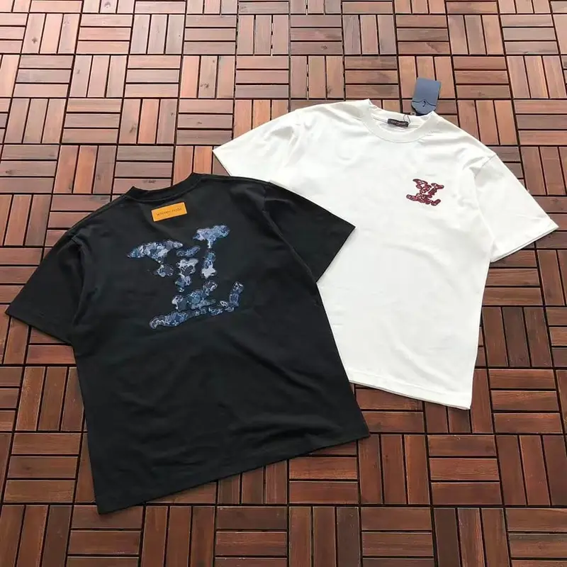 ￥~139 L🔥T-SHIRT 55070210 (im 185CM 70KG iwear size L in the photo)