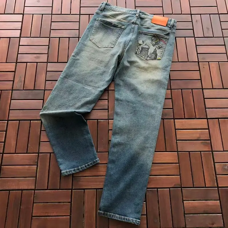 ￥~175 B🔥RB🔥RRY JEANS 66070560 (im 185CM 70KG iwear size 34 in the photo)