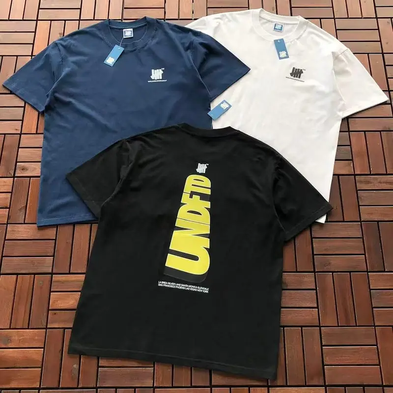 ￥ ~ 85 UNDEFEATED T-SHIRT 55063075 (im 180CM 68KG iwear size L in the photo)