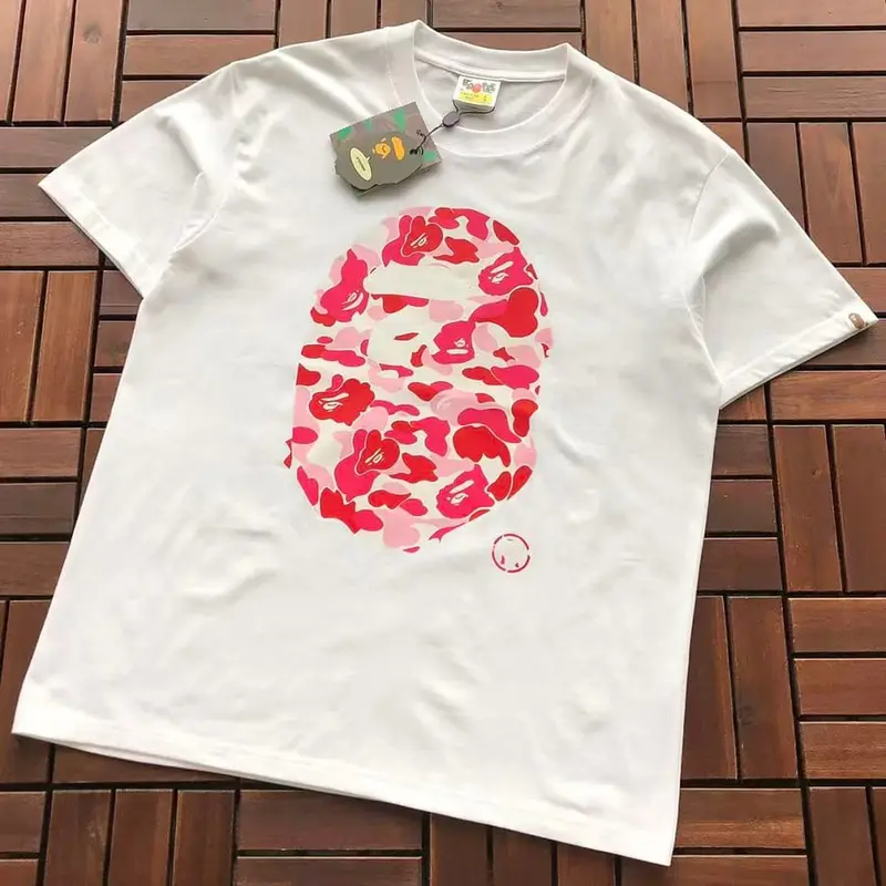 ￥~79 BAPE T-SHIRT 77072156 (im 185CM 70KG iwear size L in the photo)