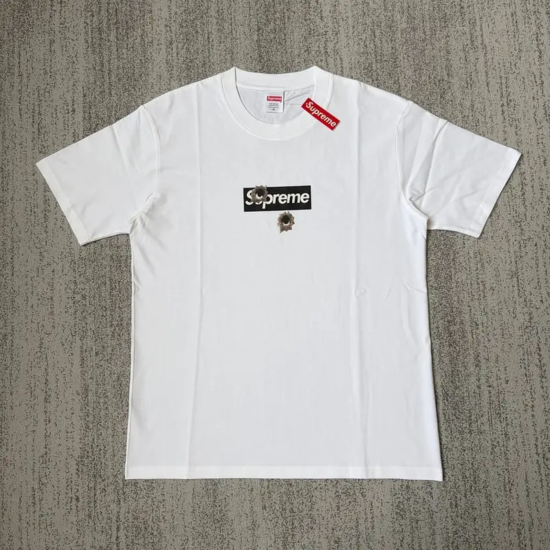 Supreme tee