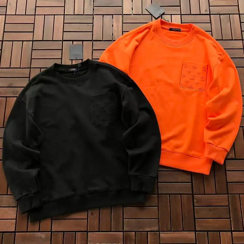 ￥~179 L🔥SWEATER 55080234 (im 185CM 80KG iwear size M in the photo)