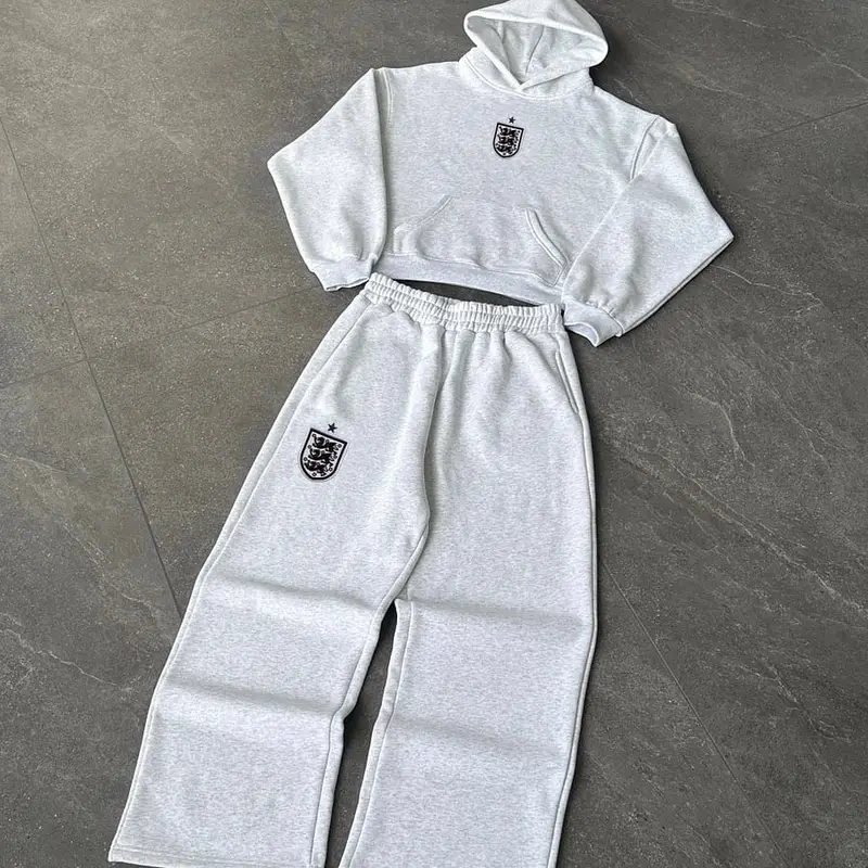 Heavyweight Crest Tracksuit - England Exclusiv