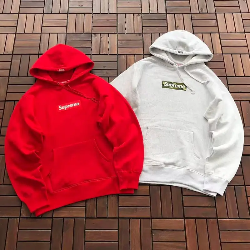 ￥~215 S🔥P🔥E🔥E HOODIE FLEECE 77070666 (im 185CM 70KG iwear size M in the photo)