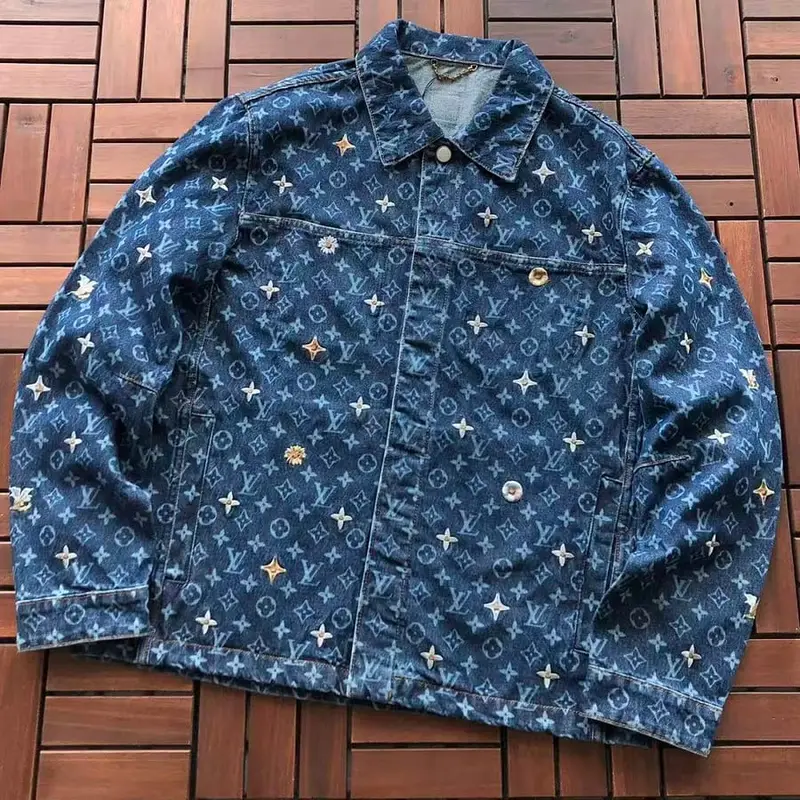 🔥1:1🔥￥~559 L🔥JACKET 66080511 (im 185CM 70KG iwear size 48 in the photo)