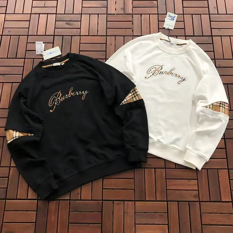 ￥ ~ 179 B🔥RB🔥RRY SWEATER 55072232 (im 185CM 70KG iwear size M in the photo)