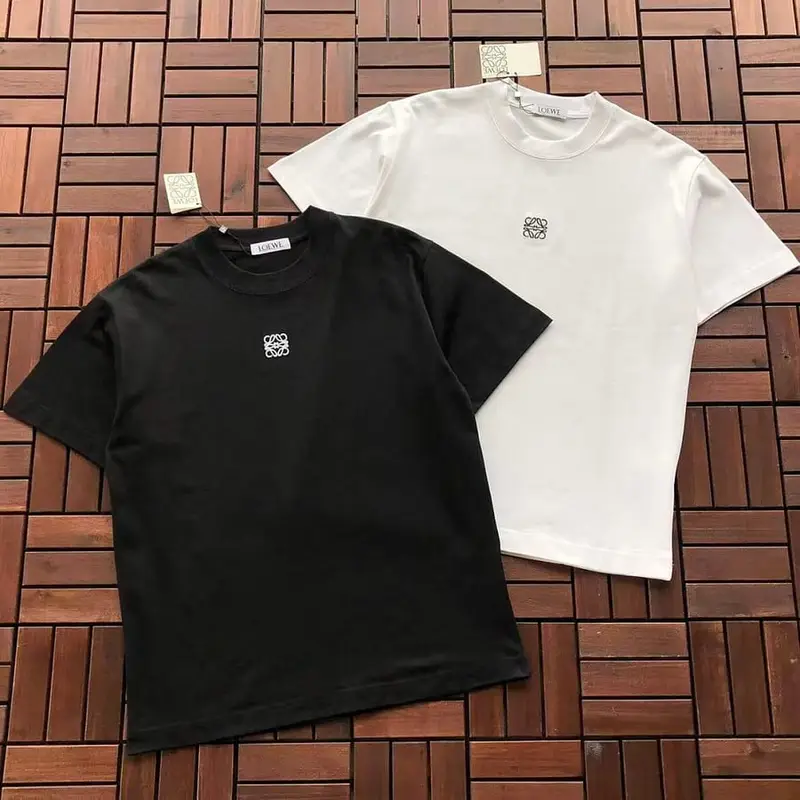 ￥~99 L🔥E🔥🔥 T-SHIRT 77071611 (im 185CM 80KG iwear size M in the photo)