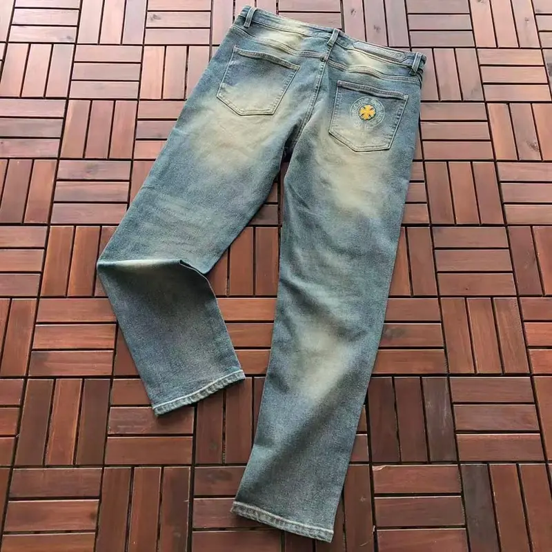 ￥~175 CH🔥OM🔥 HE🔥RTS JEANS 66070567 (im 185CM 70KG iwear size 34 in the photo)