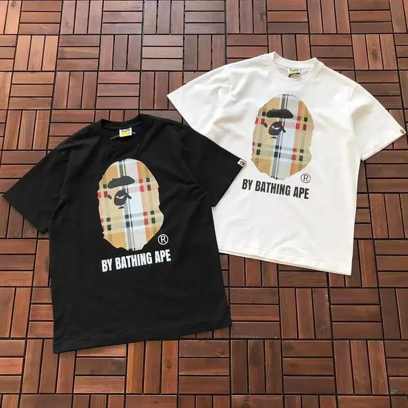 ￥~109 BAPE T-SHIRT 55010306 (im 185CM 70KG iwear size M in the photo)