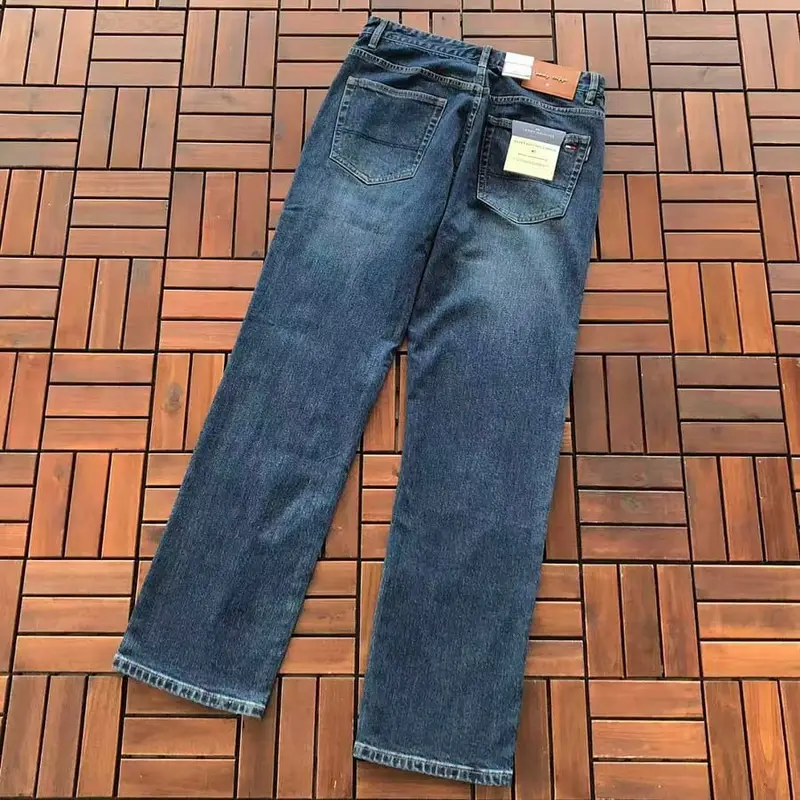 ￥~215 T🔥🔥🔥 H🔥🔥🔥R JEANS 66081236 (im 185CM 70KG iwear size 32 in the photo)