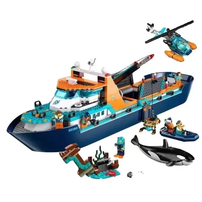 Lego-compatible polar expedition ship??a large, buildable vessel for children that actually floats.