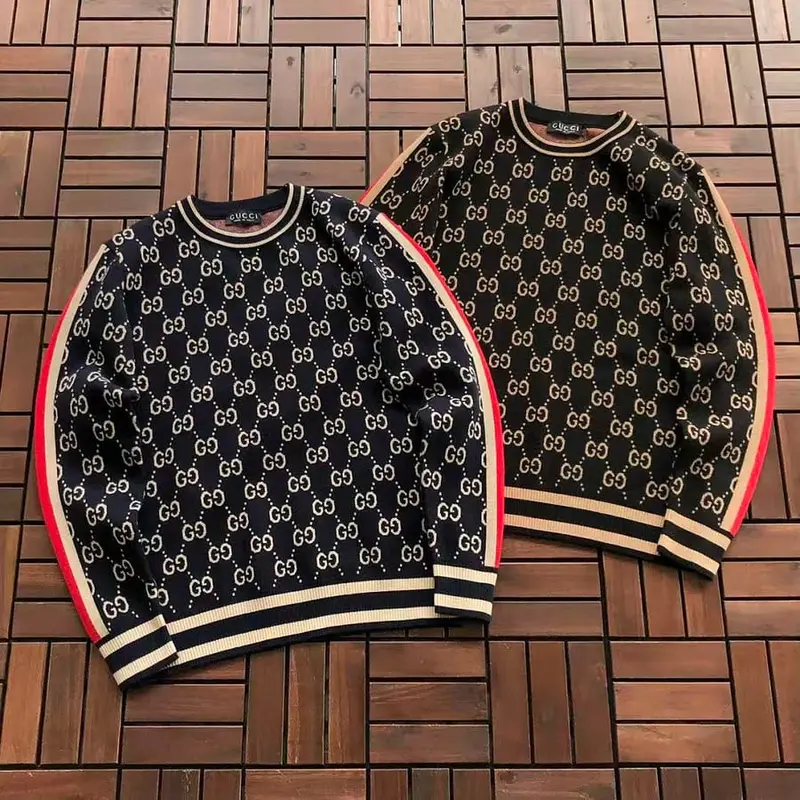 ￥~165 G🔥C🔥I SWEATER 77081409 (im 185CM 80KG iwear size L in the photo)