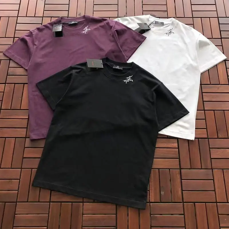 ￥ ~ 119 A🔥🔥T🔥🔥YX T-SHIRT 55072003 (im 185CM 70KG iwear size L in the photo)
