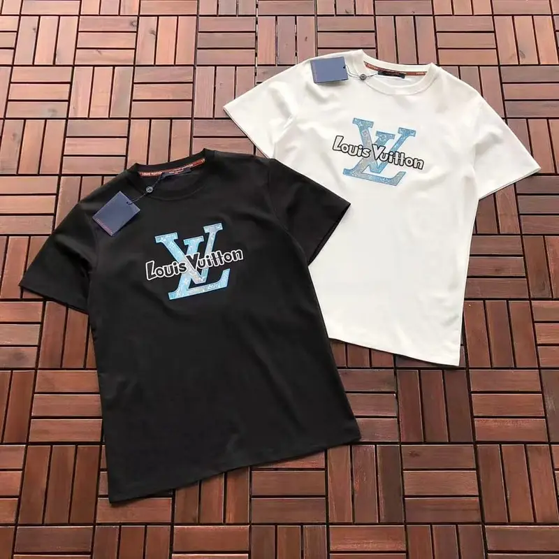 ￥ 169 L🔥T-SHIRT 88080208 (im 185CM 80KG iwear size M in the photo)