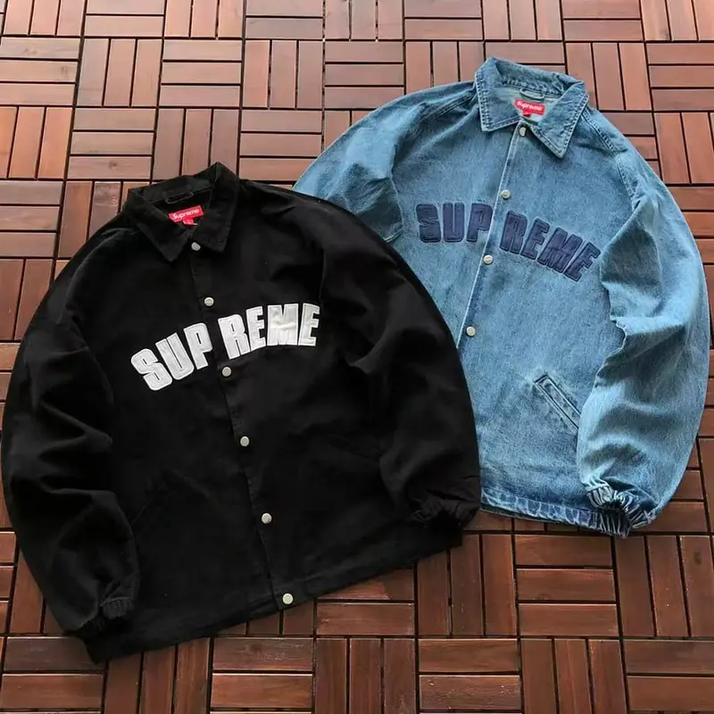 ￥~256 S🔥P🔥E🔥E JACKET 77070643 (im 185CM 70KG iwear size S in the photo)