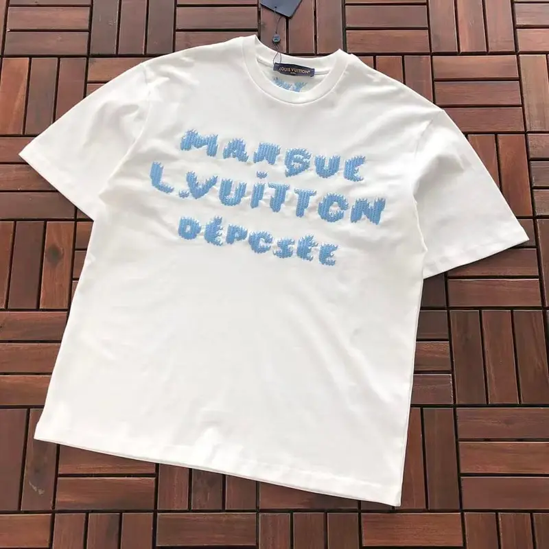 ￥~139 L🔥T-SHIRT 66050717 (im 185CM 70KG iwear size S in the photo)