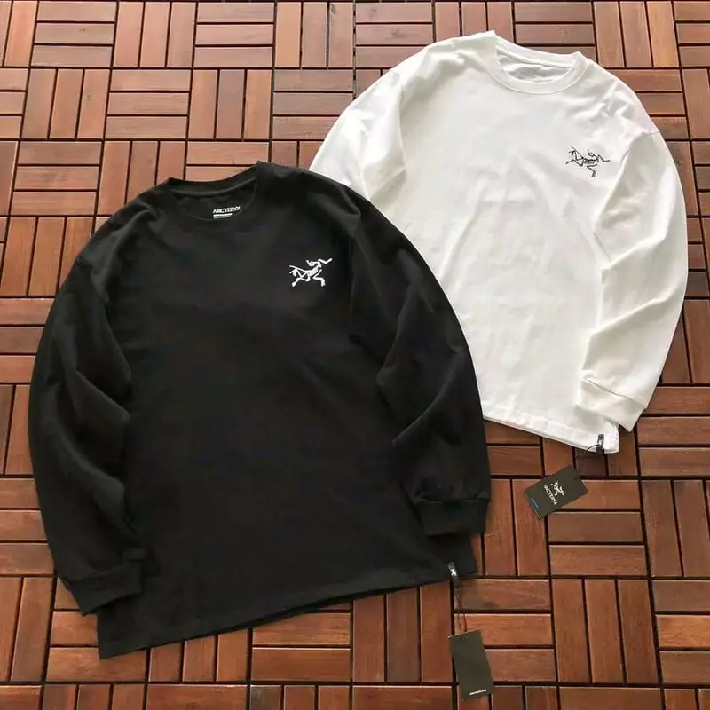 ￥~115 A🔥🔥T🔥🔥YX LONG-SLEEVE 77072176 (im 185CM 70KG iwear size L in the photo)