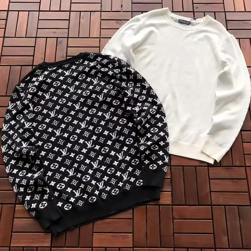 ￥~226 L🔥SWEATER 66080217 (im 185CM 70KG iwear size 2XL in the photo)