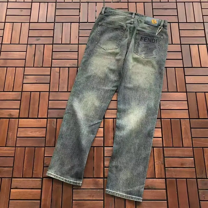 ￥~215 F🔥🔥D🔥JEANS 66071014 (im 185CM 80KG iwear size 32 in the photo)