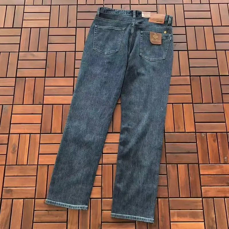 ￥~215 L🔥🔥O P🔥A🔥A JEANS 66081237 (im 185CM 70KG iwear size 33 in the photo)