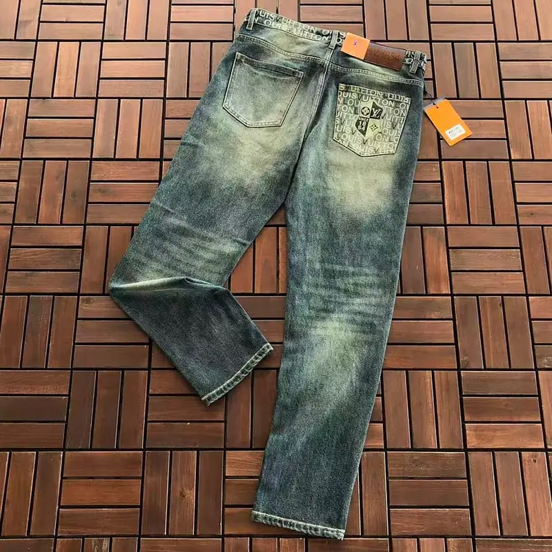 ￥~175 L🔥JEANS 66063006 (im 180CM 68KG iwear size 33 in the photo)