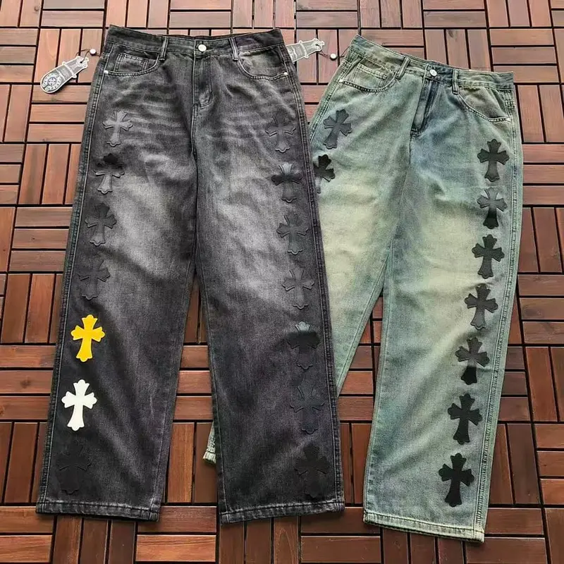 ￥~179 CH🔥OM🔥 HE🔥RTS JEANS 77070118 (im 185CM 80KG iwear size 32 in the photo)
