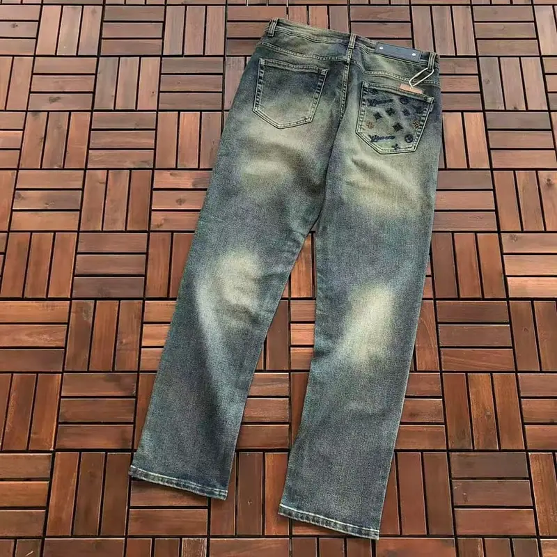 ￥~215 L🔥JEANS 66071013 (im 185CM 80KG iwear size 33 in the photo)